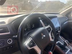 ميتسوبيشي باجيرو سبورت